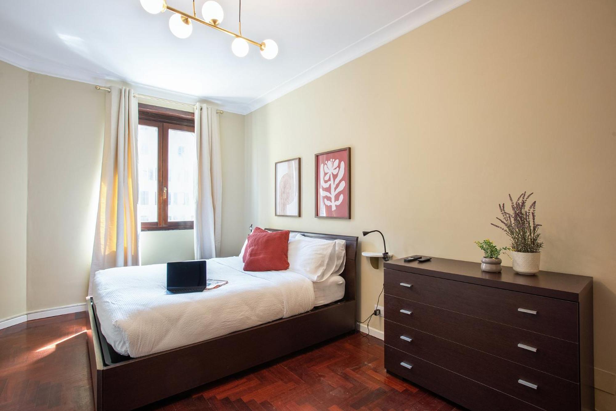 Elegant 1bdr Front The Subway Furio Camillo Apartment *