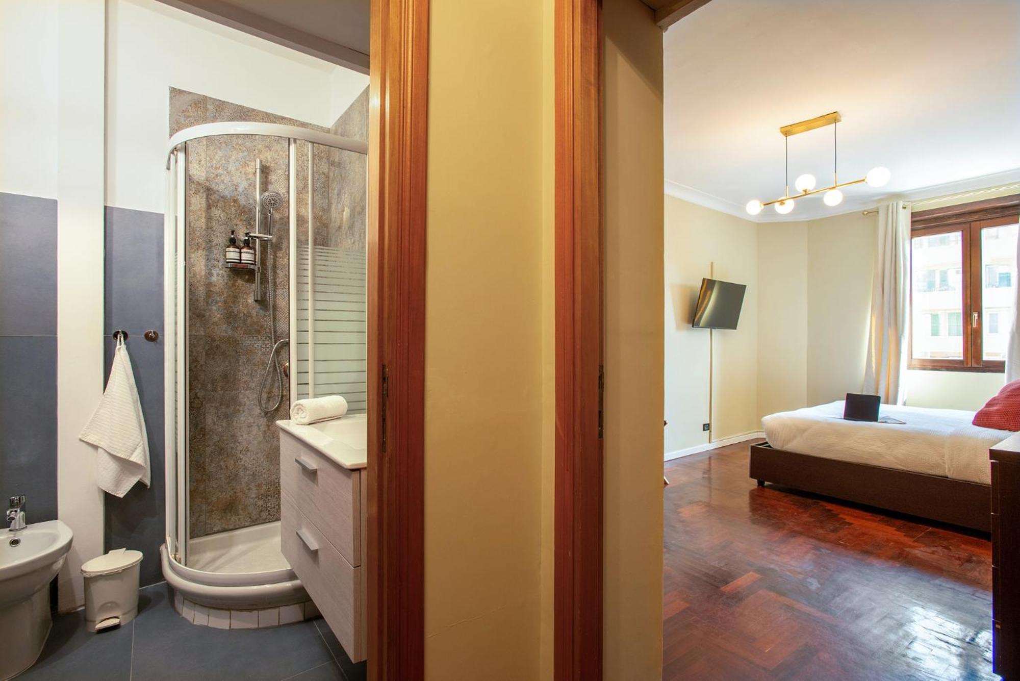 Elegant 1bdr Front The Subway Furio Camillo Apartment Rome